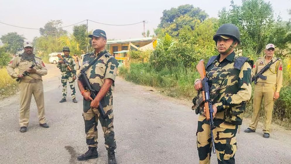 জম্মু-কাশ্মীরে সশস্ত্র হামলা, ৫ সেনা সদস্য নিহত