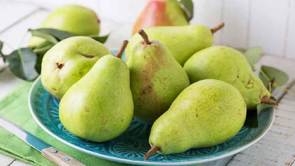 ৫ রোগ নিয়ন্ত্রণে প্রতিদিন যে ফল খাবেন