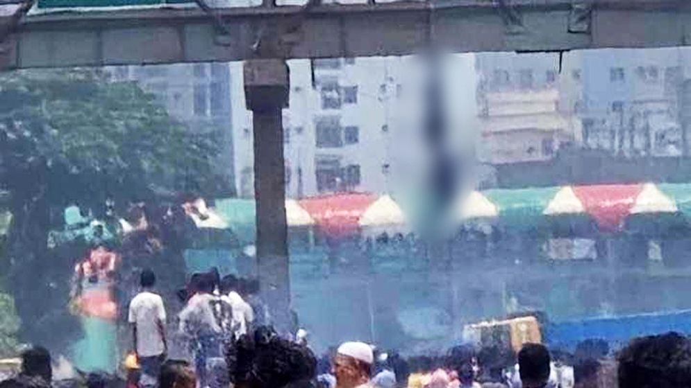 পুলিশকে মেরে ঝুলিয়ে রাখা দুর্বৃত্তদের পরিচয় পাওয়া গেল 