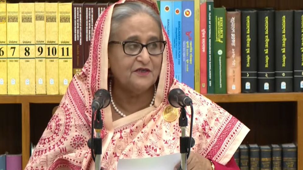 প্রশ্নফাঁসে চাকরি পাওয়াদের বিরুদ্ধে ব্যবস্থা নেয়া হবে