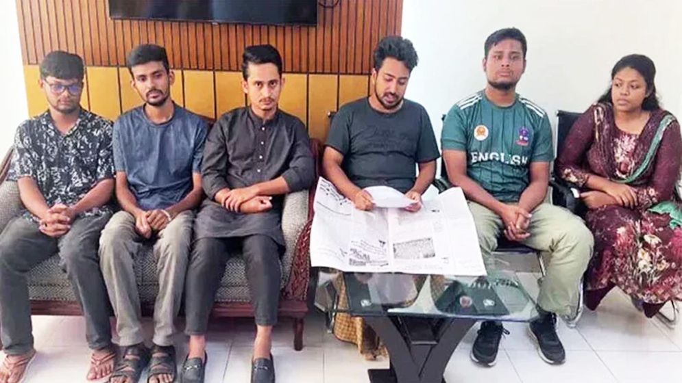 ৬ সমন্বয়ককে পরিবারের কাছে কখন পাঠানো হবে, যা জানালেন ডিবিপ্রধান