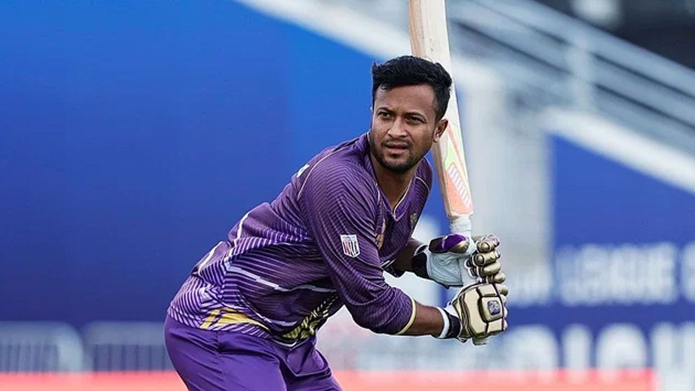 এবার ব্যাটিং–বোলিং দুই বিভাগেই নিষ্প্রভ সাকিব