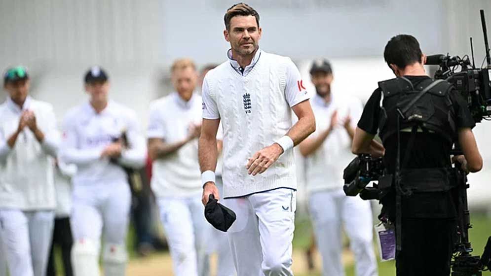 বড় জয়ে অ্যান্ডারসনের বিদায় রাঙাল ইংল্যান্ড