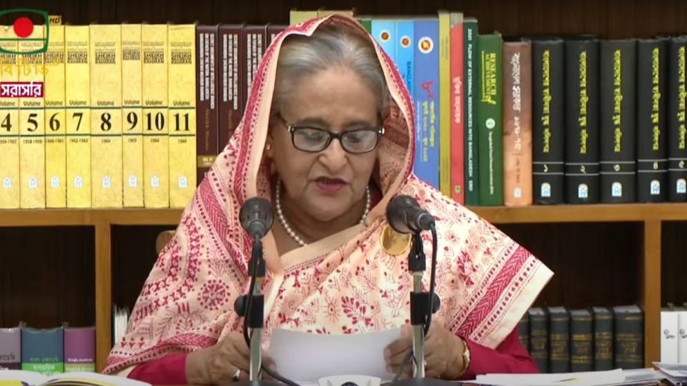 বাংলাদেশকে সুদমুক্ত ঋণ দেবে চীন