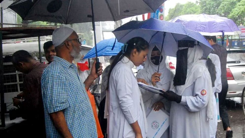 বৃষ্টিতে পরীক্ষা শুরু হতে দেরি হলে অতিরিক্ত সময় পাবে পরীক্ষার্থীরা