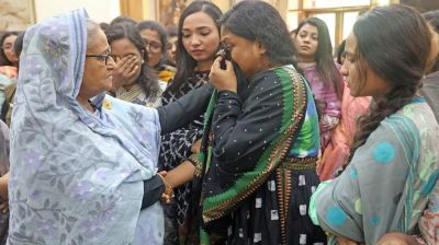 অতি বামপন্থীরা জামায়াত-শিবিরের লেজুড়বৃত্তি করছে: শেখ হাসিনা