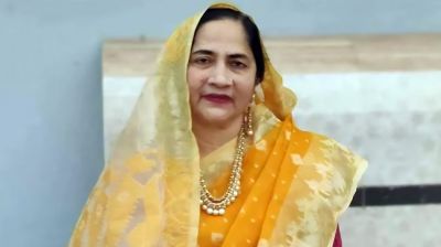 ঋণ পরিশোধ না করায় আওয়ামী লীগ নেত্রী গ্রেপ্তার