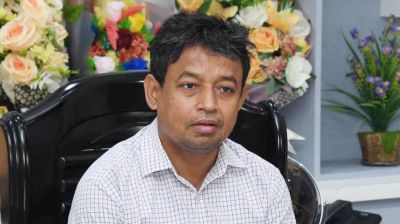 আমাদের ধৈর্যকে যারা দুর্বলতা ভাবছেন তারা বোকার স্বর্গে বাস করছেন