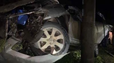 নিয়ন্ত্রণ হারিয়ে প্রাইভেট কারে পাঁচ বন্ধু নিহত