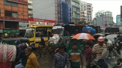 যানজট আর জলজটে নাকাল রাজধানীবাসী