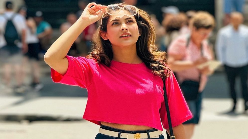 ‘রুমের বাইরে ঝগড়া ও তর্কের শব্দ শুনে জেগে উঠি’