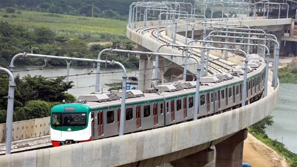 মেট্রোরেল চলাচল বন্ধ
