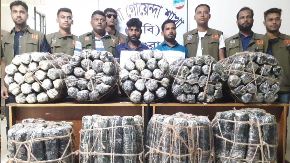 যেভাবে উদ্ধার হয় ১৮০ কেজি গাঁজা