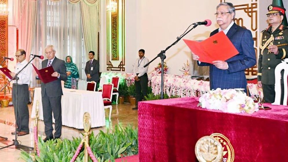২ উপদেষ্টার দপ্তর বণ্টন, কে পেলেন কোন মন্ত্রণালয়
