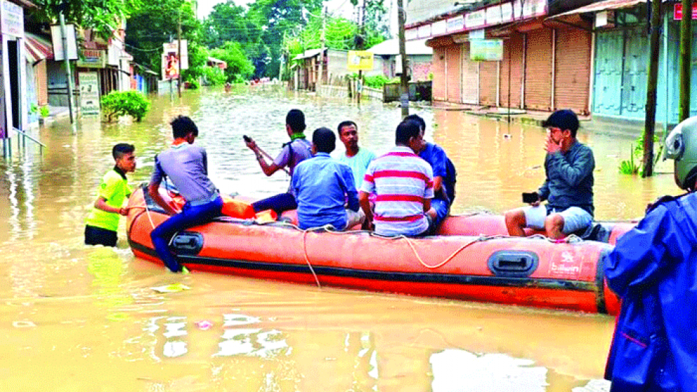 ভারতের ত্রিপুরায় ভয়াবহ বন্যা চার জেলায় ‘রেড এলার্ট’ জারি