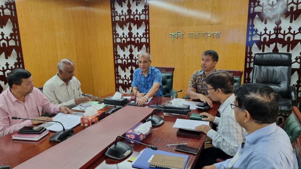 বন্যাদুর্গত এলাকায় ক্ষয়ক্ষতি নিরূপণ ও পুনর্বাসনের নির্দেশ