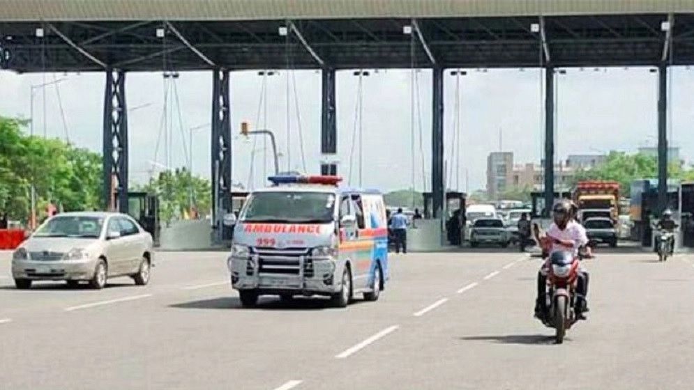 অ্যাম্বুলেন্স থেকে টোল আদায় না করার নির্দেশ