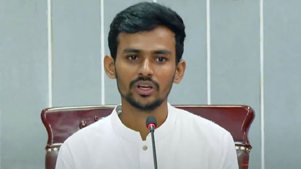 শেখ হাসিনার বিভিন্ন বক্তব্য নিয়ে যে মন্তব্য করলেন উপদেষ্টা আসিফ