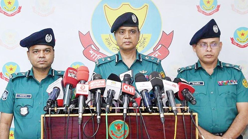 অপেশাদার আচরণে জড়িত পুলিশ সদস্যদের বিরুদ্ধে ব্যবস্থা