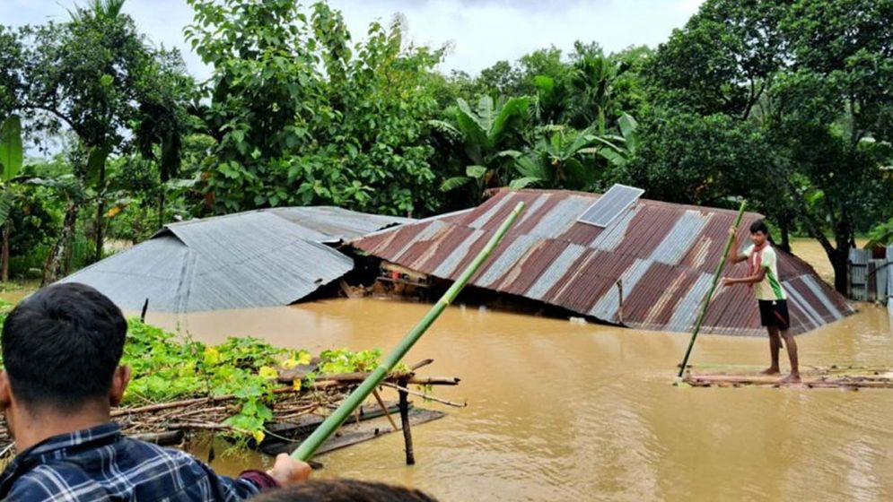 বন্যায় ক্ষতিগ্রস্তদের সহায়তায় আরো ৭ কোটি টাকা দি‌চ্ছে যুক্তরা‌জ্য