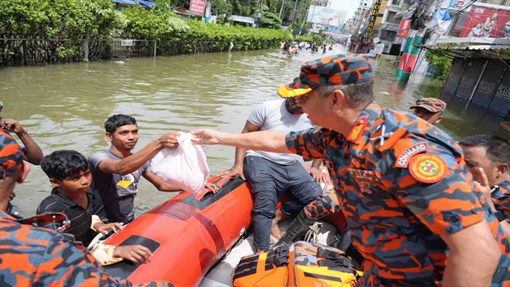 তিন দিনে যত মানুষ উদ্ধার করল ফায়ার সার্ভিস