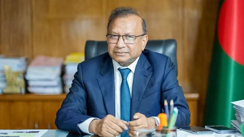 সাবেক মন্ত্রী তাজুল ও তার স্ত্রী-সন্তনের ব্যাংক হিসাব তলব