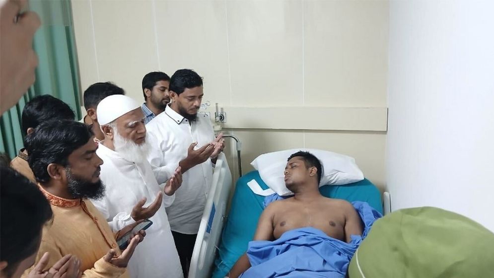 সমন্বয়ক হাসনাত আব্দুল্লাহকে দেখে যা বললেন জামায়াতে আমির