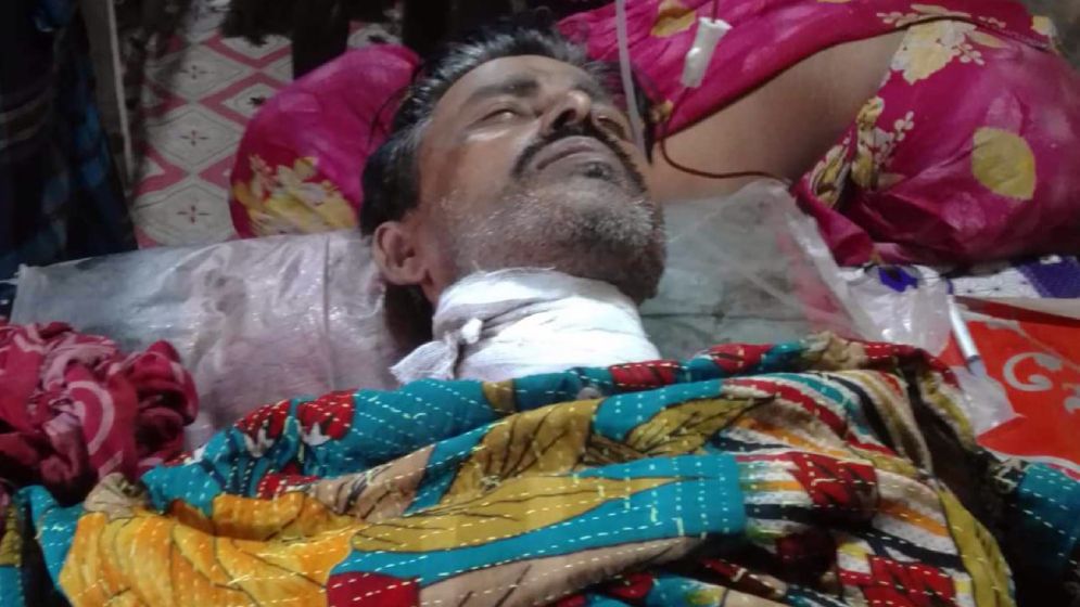 বাঘের সঙ্গে লড়াই করে যেভাবে ফিরলেন রেজাউল পাইক