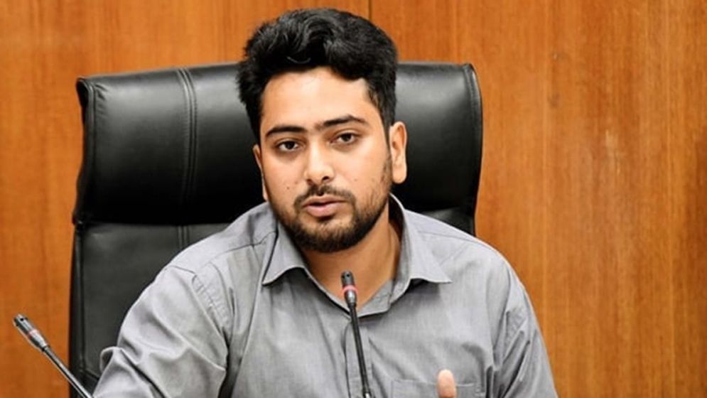 ফেনীর মোবাইল নেটওয়ার্ক টাওয়ার সচল রাখতে যে নির্দেশনা দিল তথ্যপ্রযুক্তি উপদেষ্টা