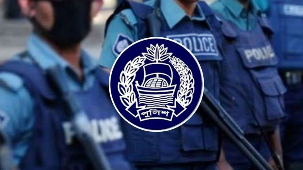 পাল্টে যাচ্ছে পুলিশের ইউনিফর্ম-লোগো