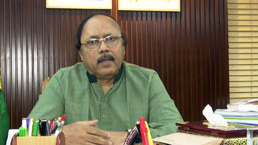 ভারতে পালিয়ে মানবেতর জীবনযাপন করছেন রাজশাহীর মেয়র!