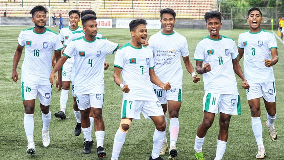 শ্রীলঙ্কাকে হারিয়ে সেমিতে বাংলাদেশ