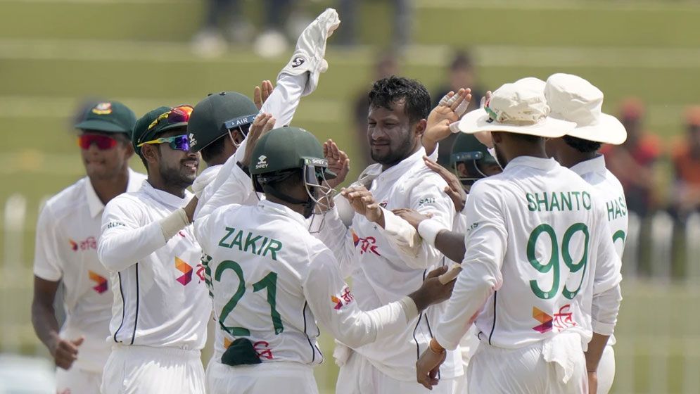 শাস্তি পেলেন সাকিব, পয়েন্ট হারাল বাংলাদেশ