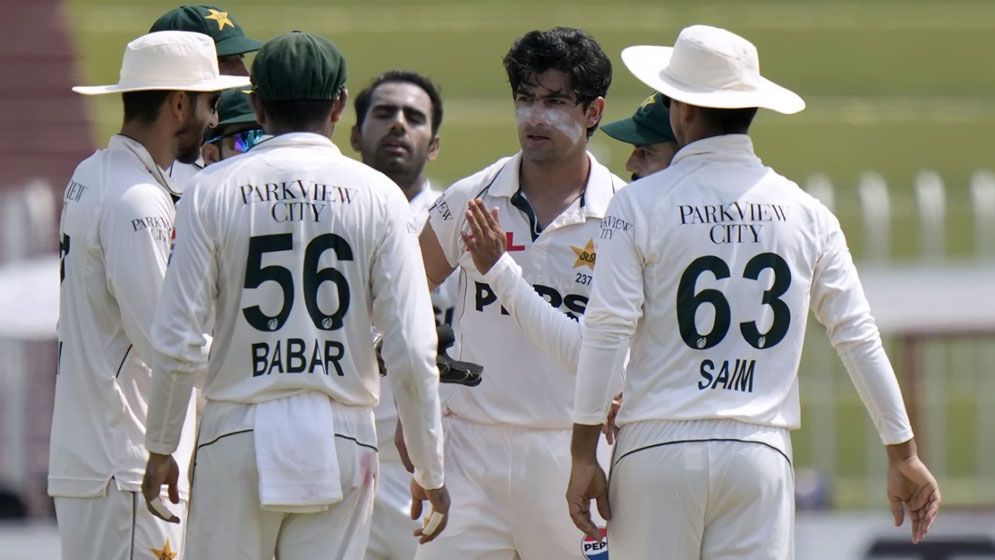 বাংলাদেশের বিপক্ষে দ্বিতীয় টেস্টে পাকিস্তান দলে চমক