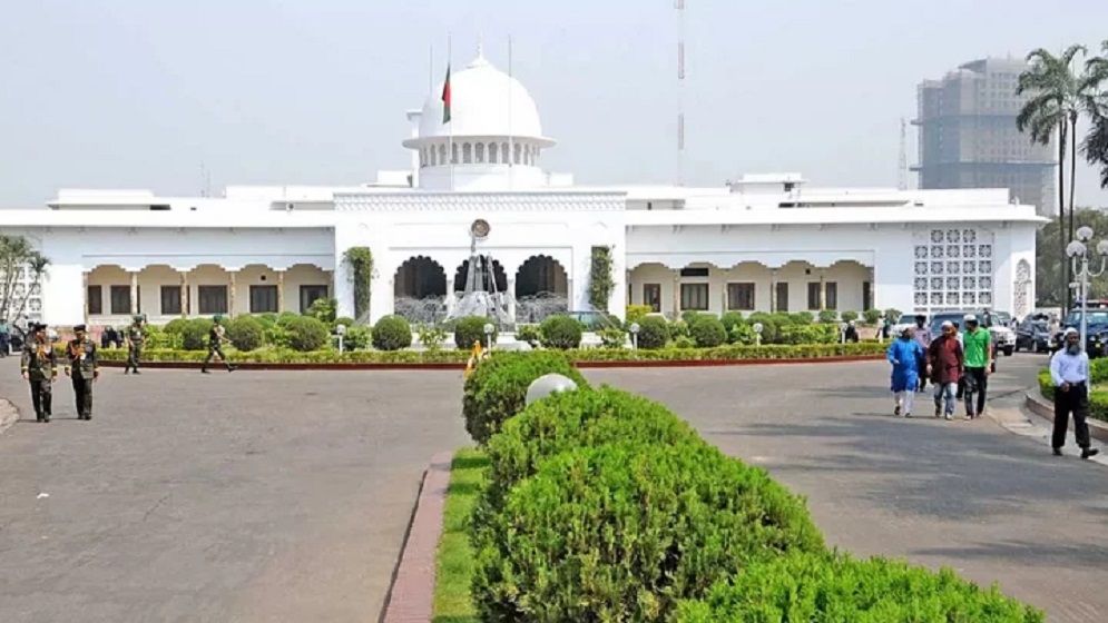 অন্তর্বর্তী সরকারের নতুন উপদেষ্টা হচ্ছেন কারা, জানা গেলো নাম