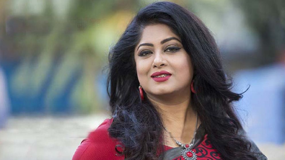 চিত্রনায়িকা মৌসুমীর বিরুদ্ধে গ্রেপ্তারি পরোয়ানা