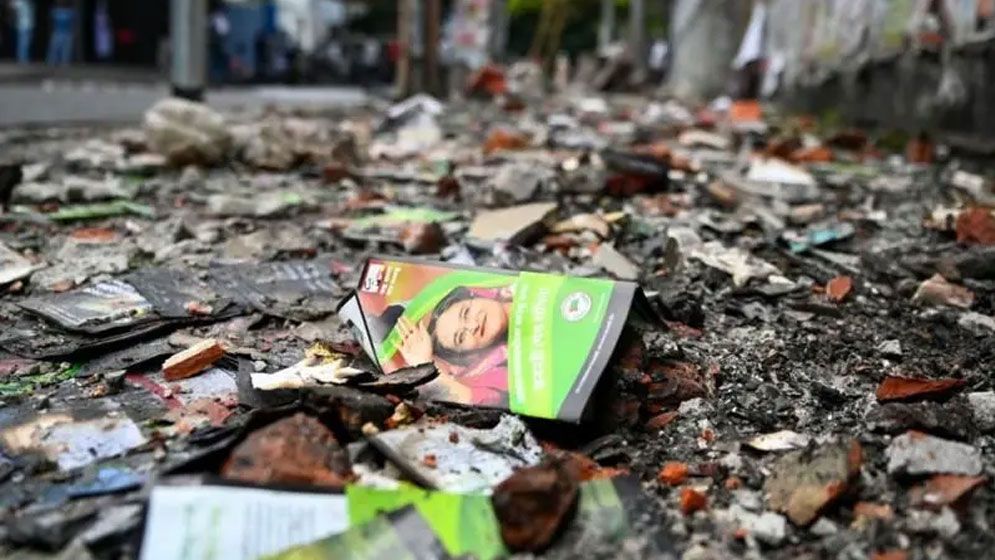 সেনাবাহিনী হেফাজতে কারা আছেন এবং তাদের ভবিষ্যৎ কী?