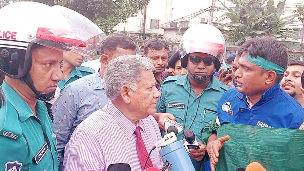 গ্রাম পুলিশদের যে আশ্বাস দিলেন স্বরাষ্ট্র উপদেষ্টা