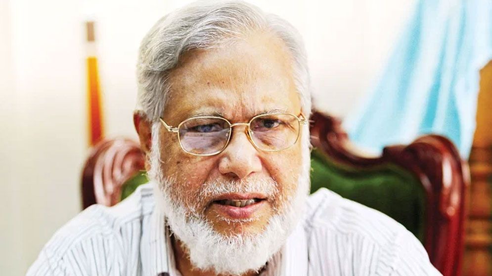 সাবেক প্রধান বিচারপতি খায়রুল হকের বিরুদ্ধে মামলার আবেদন