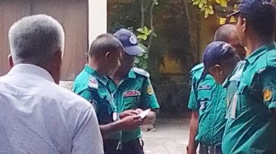 খালেদা জিয়ার নিরাপত্তায় পুলিশ মোতায়েন