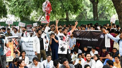 ভারতের সুপ্রিম কোর্টে উঠল আরজি কর ধর্ষণ-হত্যা মামলা