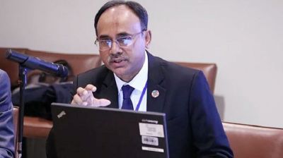 পদত্যাগ করলেন গভর্নর আব্দুর রউফ তালুকদার