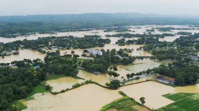 বন্যার্তদের জন্য ১ কোটি ৩০ লাখ টাকা সহায়তা রেল কর্মীদের