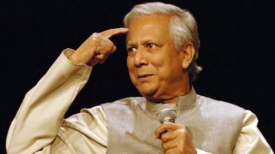 নতুন পরিচয়ে বাংলাদেশে পা রাখলেন ড. মুহাম্মদ ইউনূস
