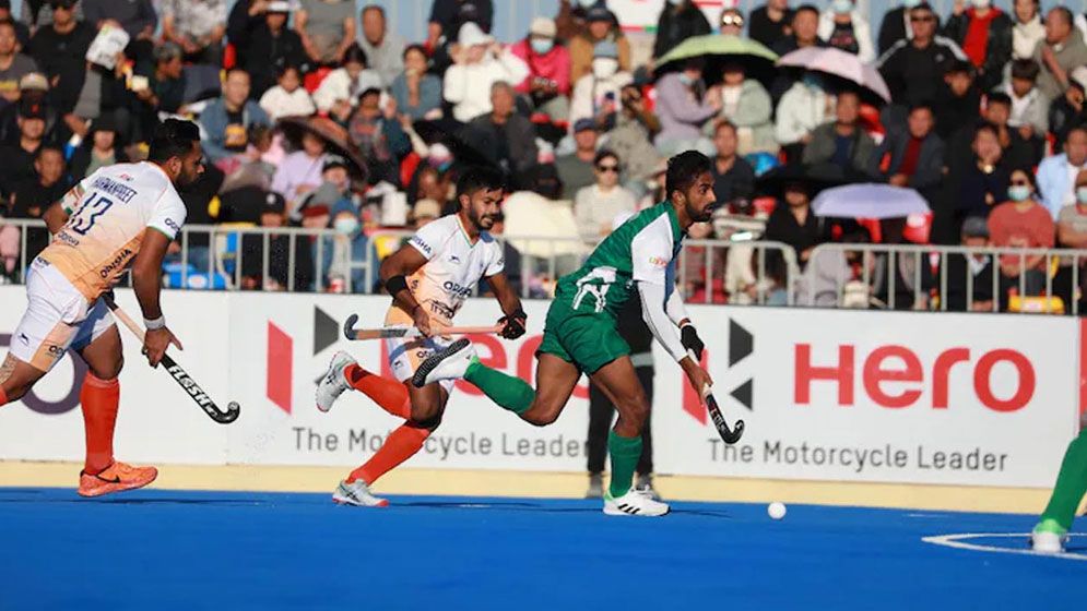 তুমুল উত্তেজনার ম্যাচে পাকিস্তানকে হারাল ভারত