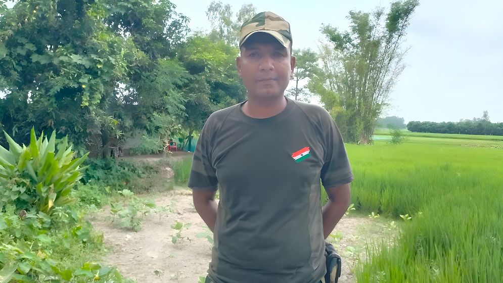 দিনাজপুর সীমান্তে বিএসএফ সদস্য আটক করলো বিজিবি
