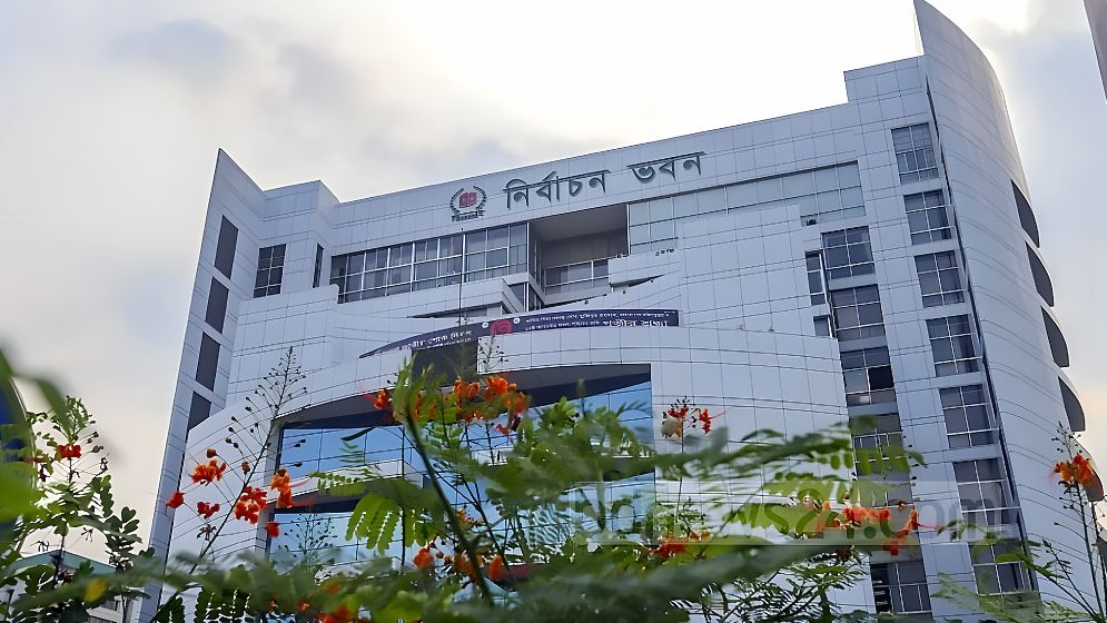 এনআইডি নিয়ে কর্মকর্তাদের সতর্ক করল ইসি