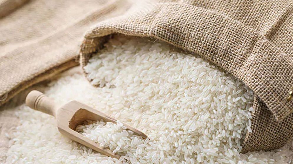 চাল রপ্তানির ওপর থেকে নিষেধাজ্ঞা তুলল ভারত
