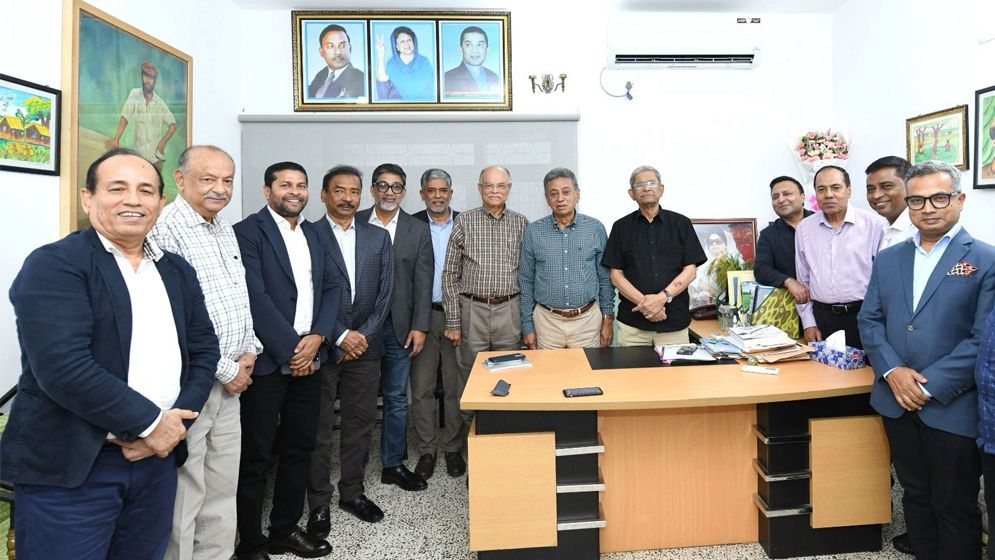 মির্জা ফখরুলের সঙ্গে দেখা করলেন ব্যবসায়ী নেতারা