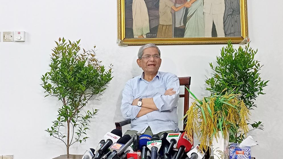 খালেদা জিয়ার শারীরিক অবস্থার কথা জানালেন মির্জা ফখরুল
